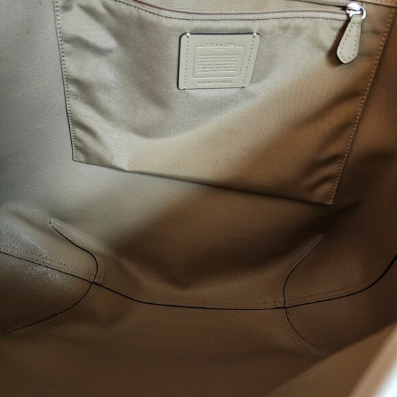 Coach Rocket Tote - Picture 6 of 8